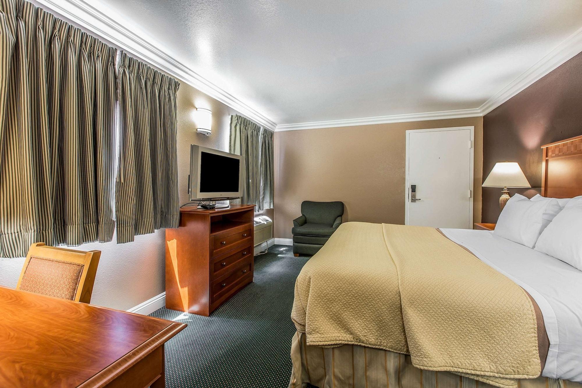 Inn Rodeway