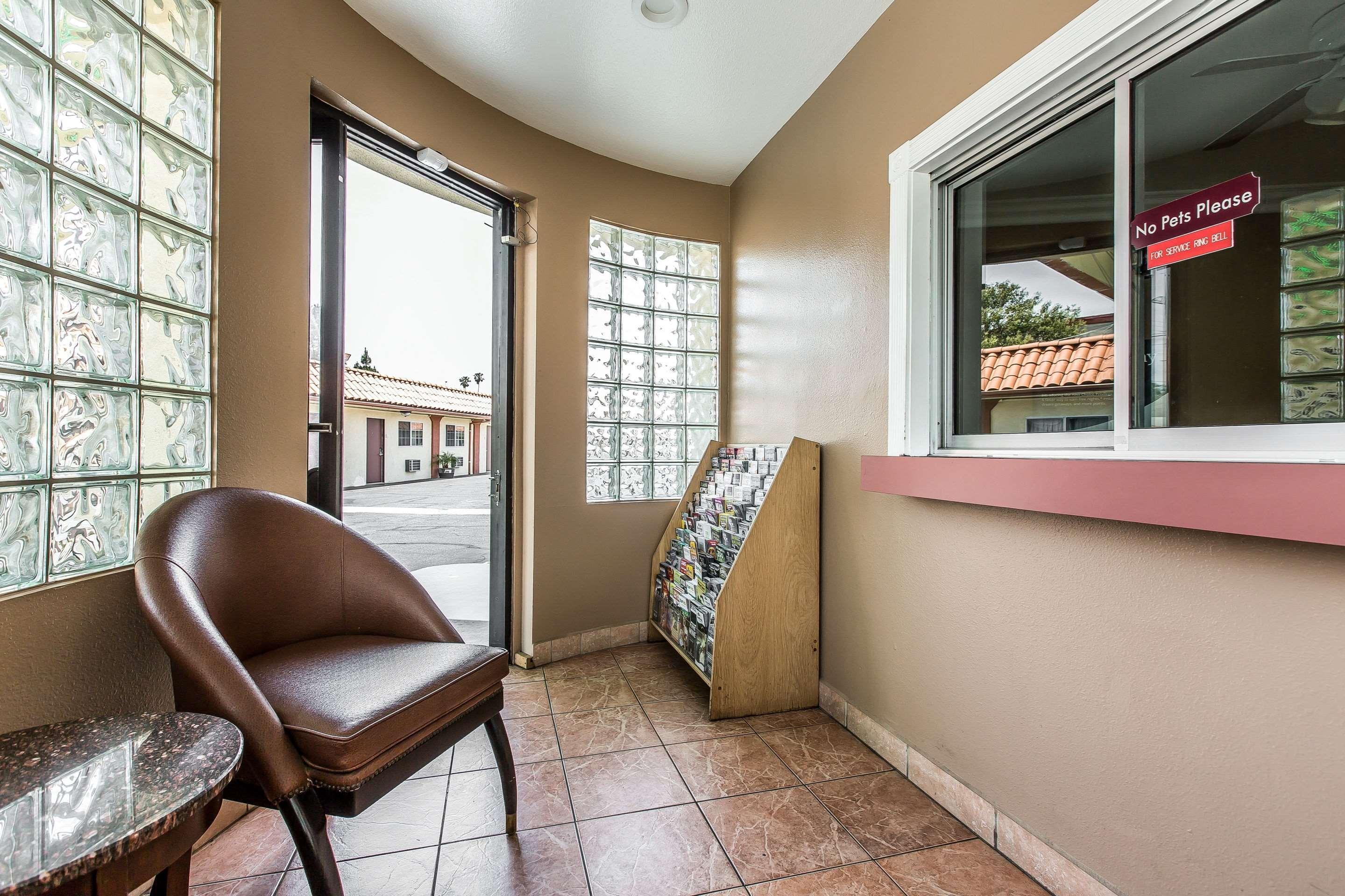 Mini-hôtel Rodeway 2*