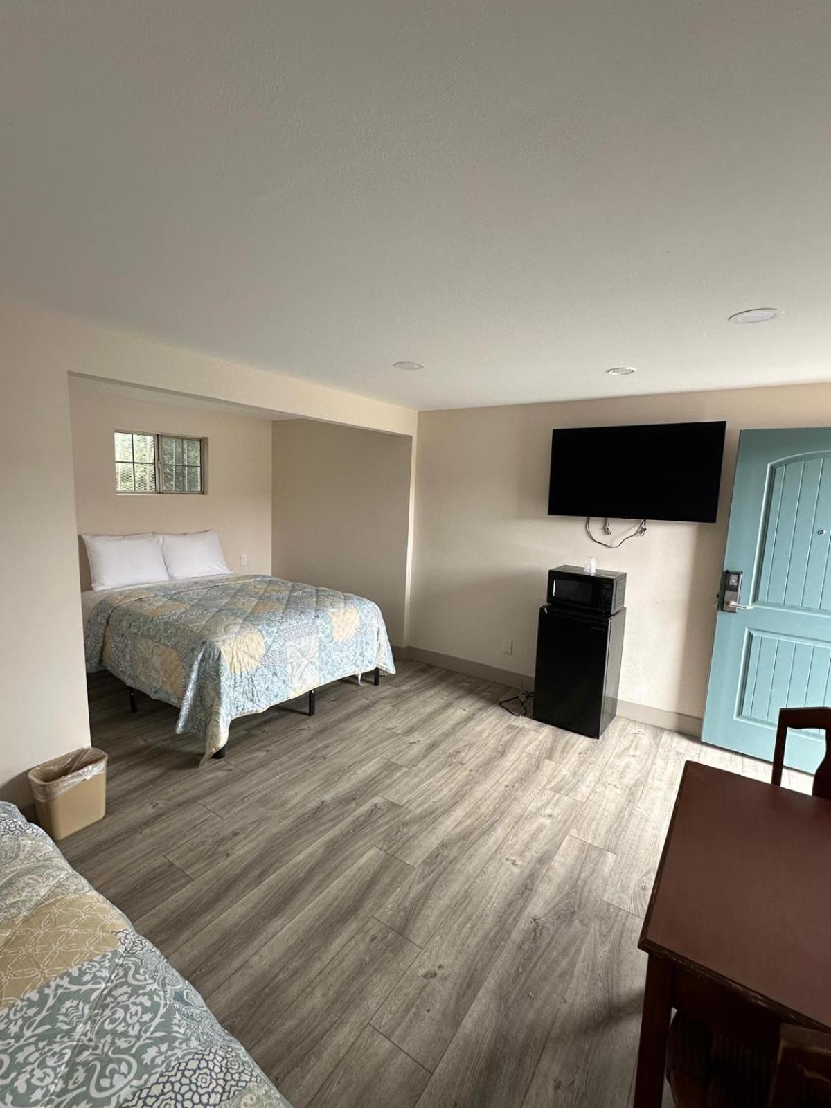 Mini-hôtel Rodeway 2*